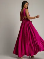 Sukienka maxi NB Merbella amarantowa w panterkę