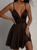 Sukienka satynowa mini NB Marilyn brązowa