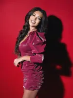 Sukienka winylowa NB Reves bordowa