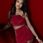 Top lateksowy z sercem NB Boms czerowny